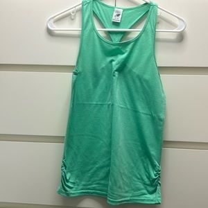 New balance tank top